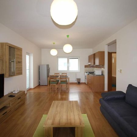 Apartman 502 Ruzindol Экстерьер фото