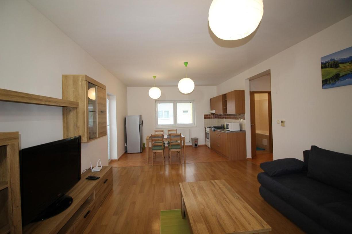 Apartman 502 Ruzindol Экстерьер фото